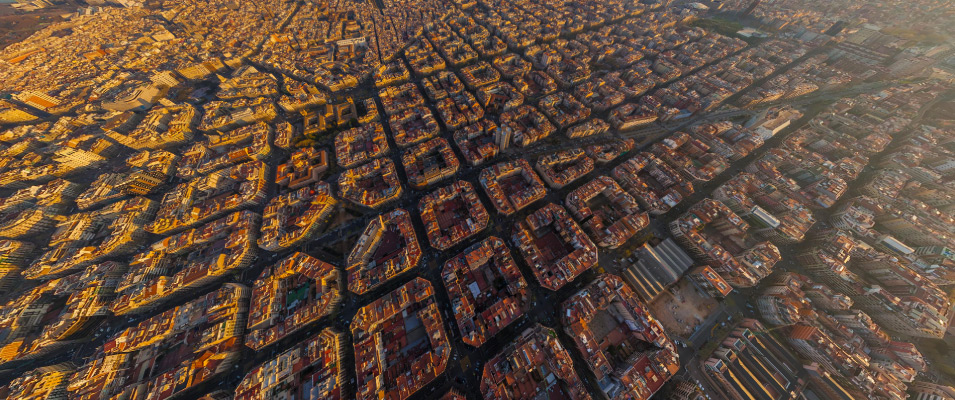 Entdecken Sie das Eixample Viertel in Barcelona!