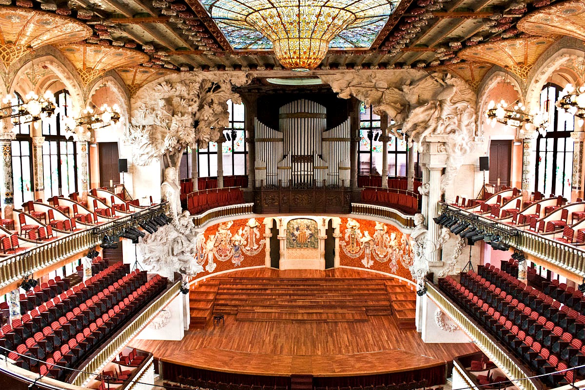 Сайт дворец музыки. Дворец каталонской музыки в Барселоне. Palau de la música Catalana Барселона. Palau de la musica Catalana театр. Дворец каталонской музыки, Испания, Барселона..