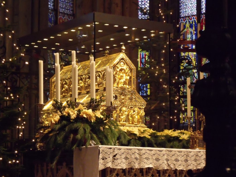 Le reliquaire au coeur de la cathédrale de Cologne