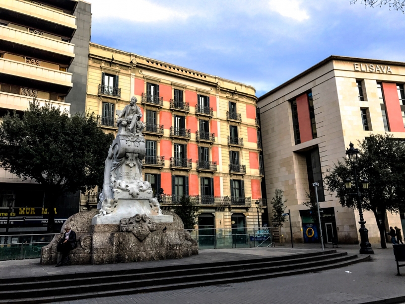 Statue Rambla Barcelona