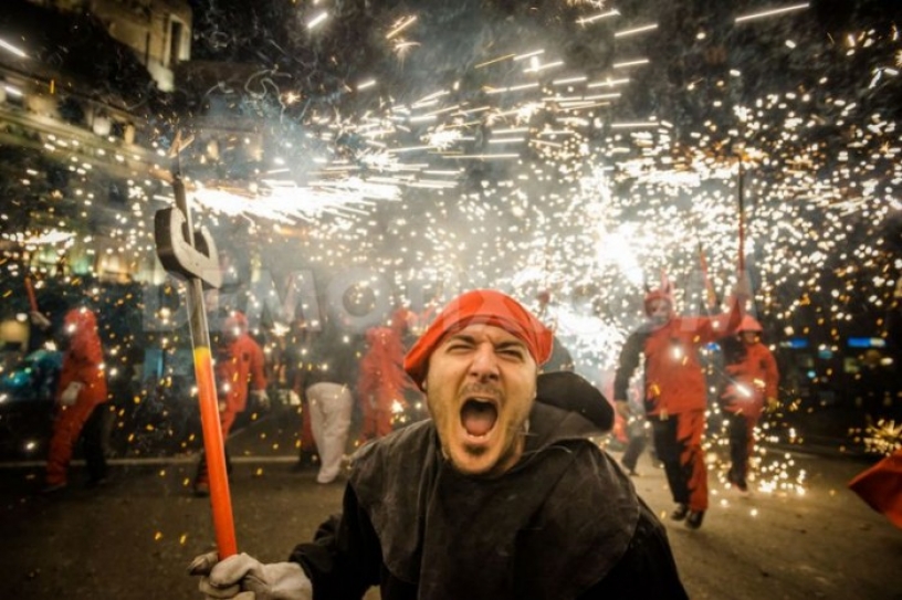 Fire from the Diables at a Correfoc