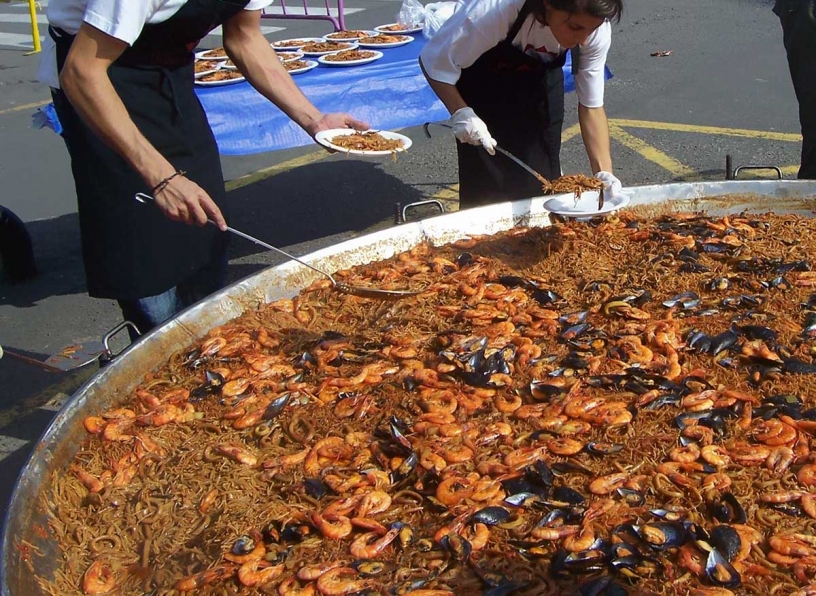 Aspecto de una paella popular