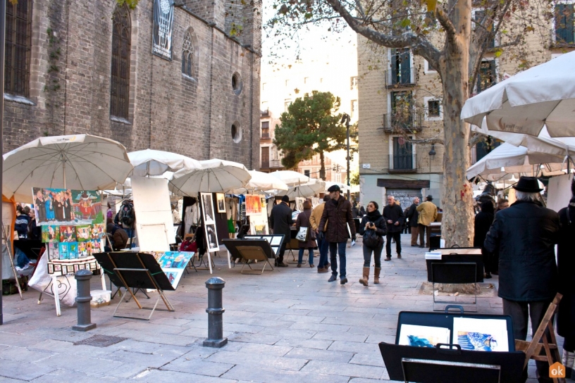 Площадь Sant Josep Oriol en Barcelona