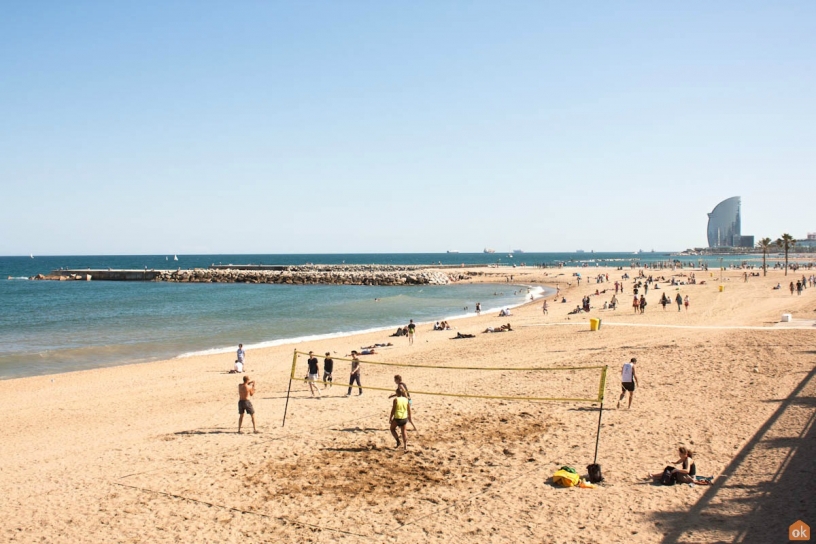 пляж Barceloneta 