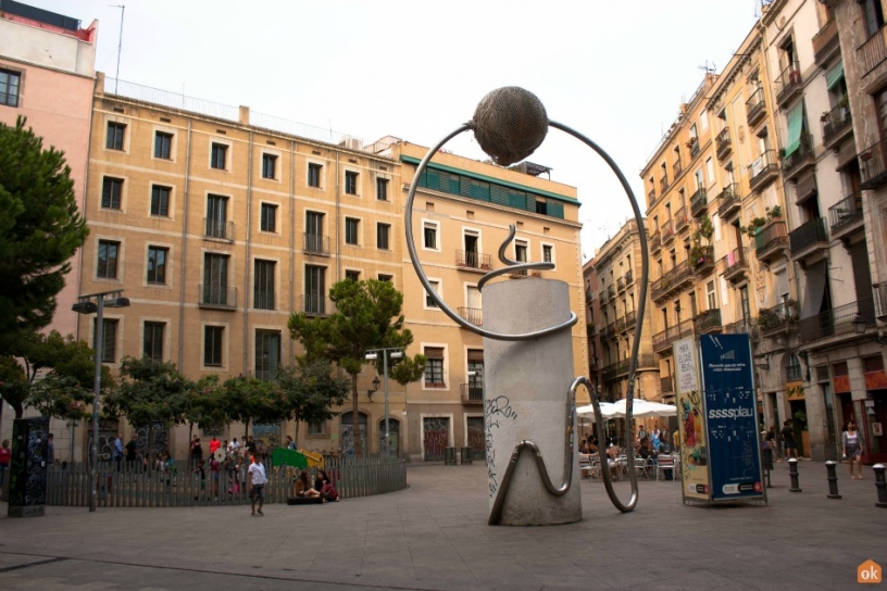 Plaza George Orwell, Barcellona