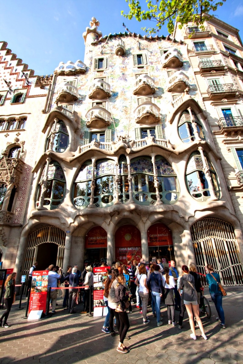 Casa Batlló's queue in Barcelona