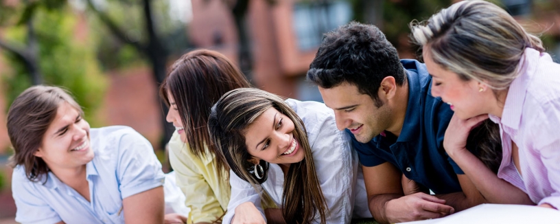 étudiants qui se marrent