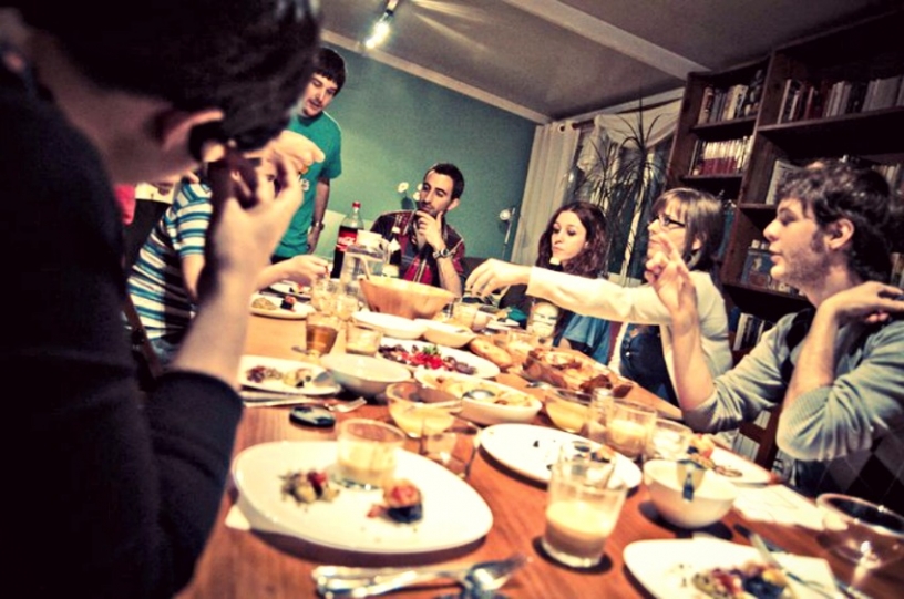 Photo of students eating