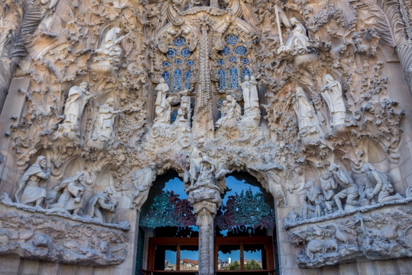 Exterior de la Sagrada Familia: la fachada del Nacimiento