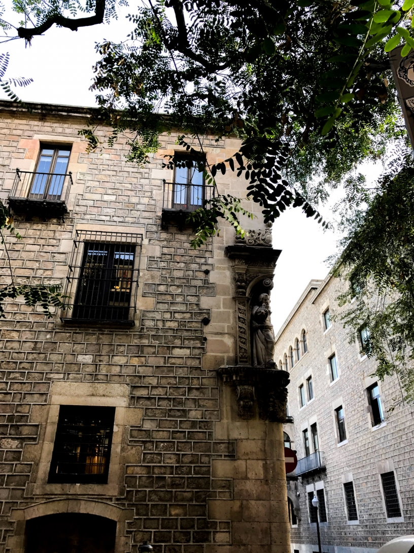 Old Façade Raval