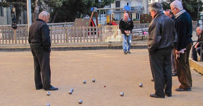 Barcelona elderly playing boules