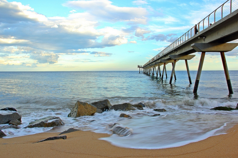 Petróleo Bridge, Badalona