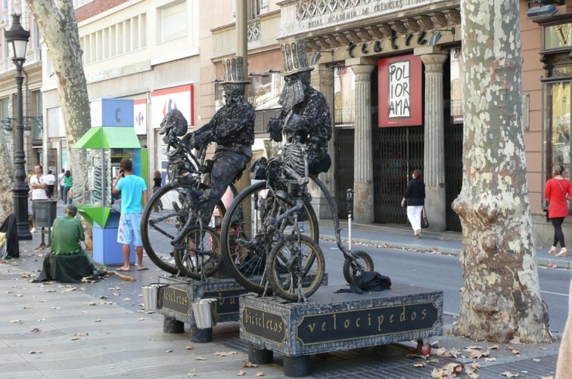 Ramblas Human Statue