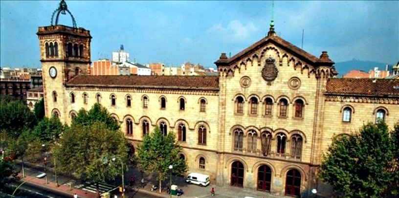 Gebäude UB Barcelona