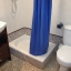 Ванная комната с душевой кабиной