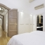 Rummeligt soveværelse med aircondition