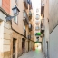 Edifici i carrer