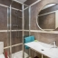Salle de bain avec douche