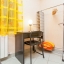 Chambre avec bureau