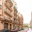 Immeuble et rue