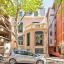 Immeuble et rue
