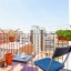 Patio con vistas al balcón