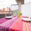 Terraza con mesa