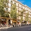 Immeuble et rue