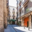 Edifici i carrer