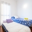 Dormitorio doble con cama extraíble