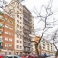 Edificio y calle