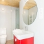 Salle de bain avec douche
