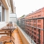 Balkon med bord
