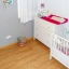 Dormitorio con cuna