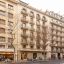 Edificio y calle