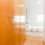 Couloir avec placards entre chambres