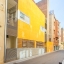 Immeuble et rue