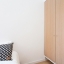 Chambre à coucher avec garde-robe