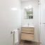 Salle de bain avec douche