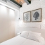 Dormitorios modernos con detalles rústicos