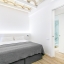 Moderne soveværelse med dobbeltseng